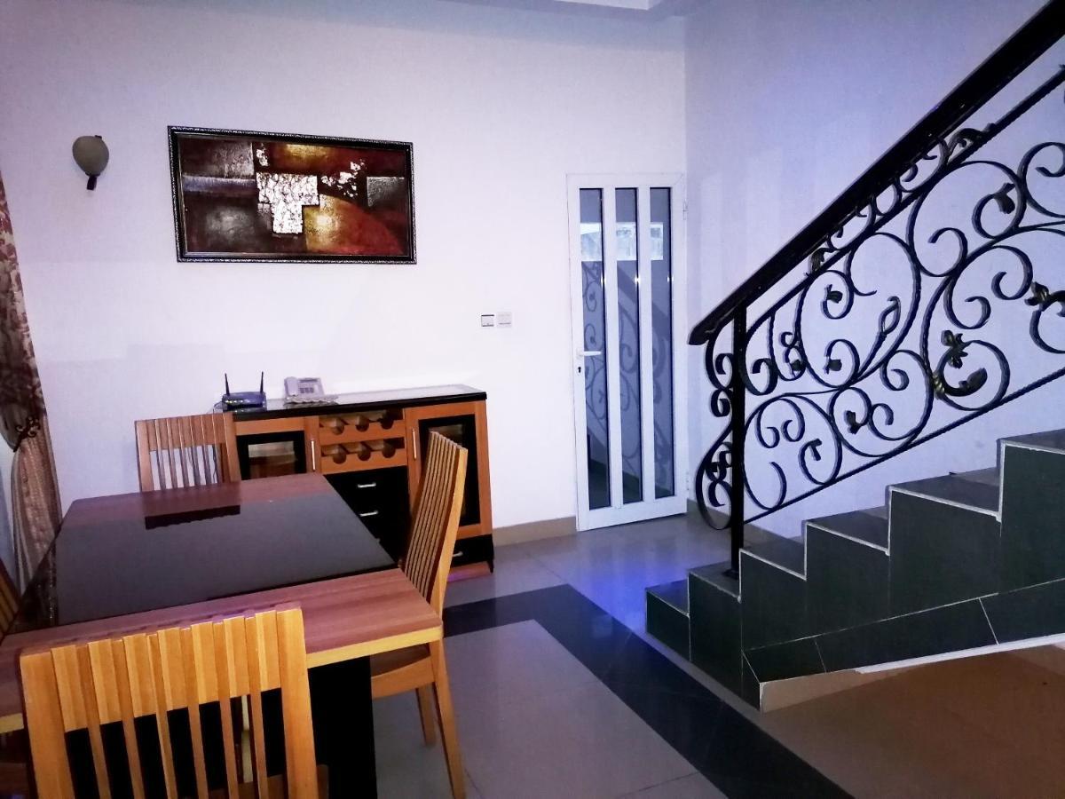Hotel Residence Jeanne D'Arc Cotonou Dış mekan fotoğraf