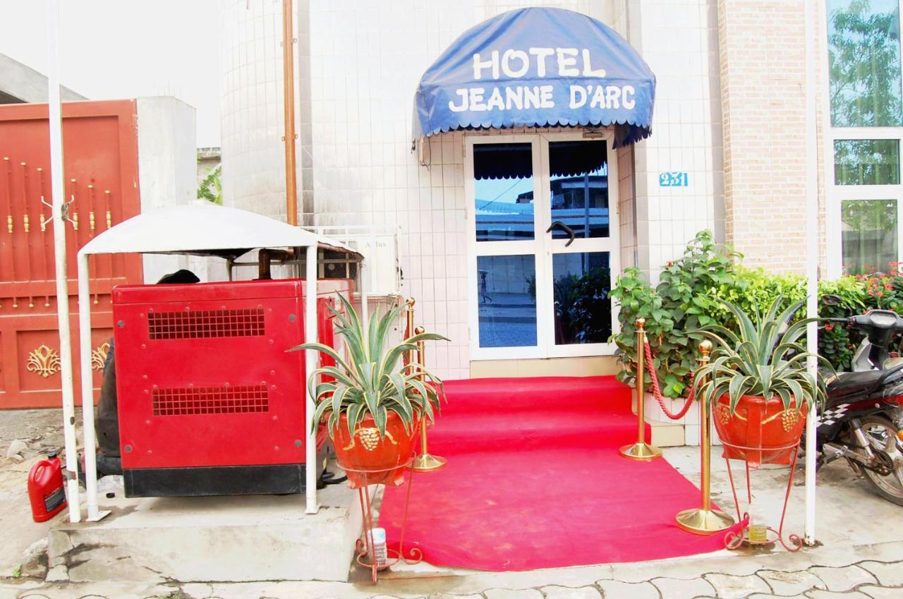 Hotel Residence Jeanne D'Arc Cotonou Dış mekan fotoğraf