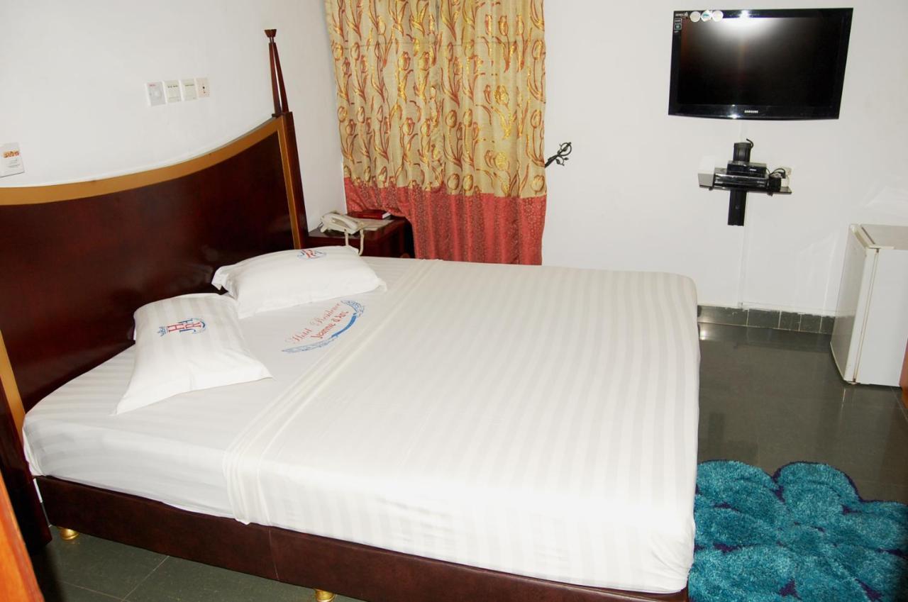 Hotel Residence Jeanne D'Arc Cotonou Dış mekan fotoğraf
