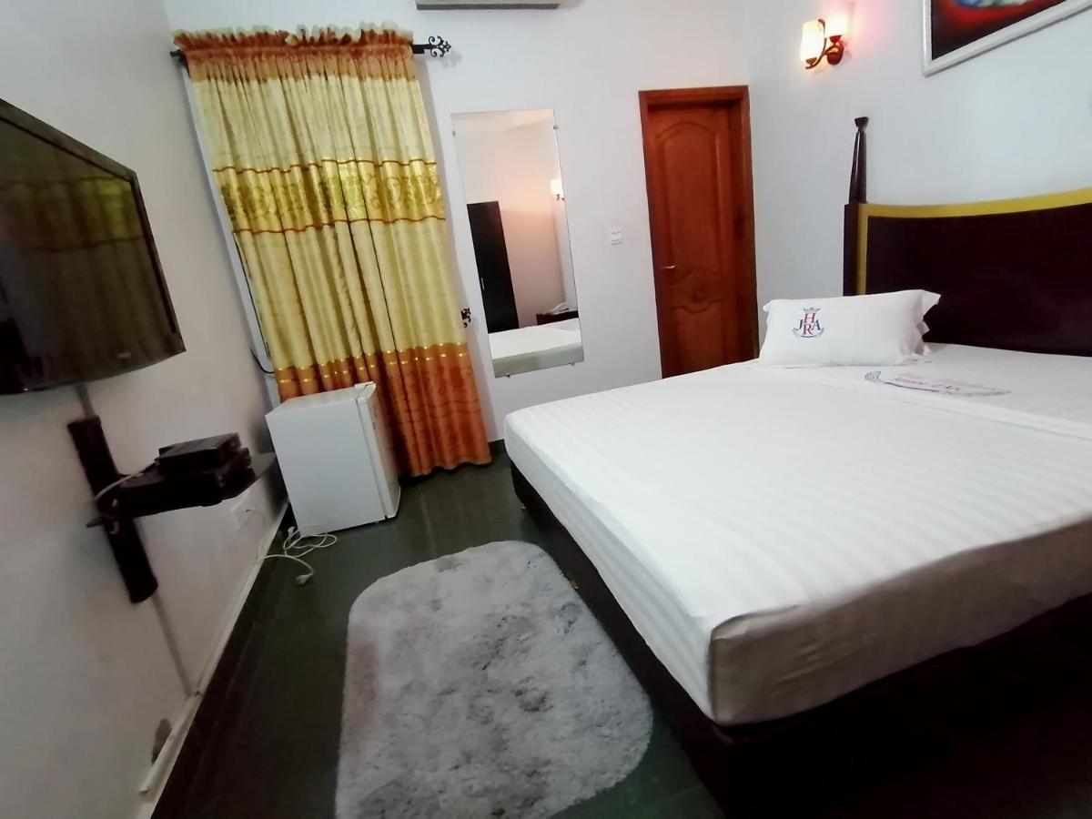 Hotel Residence Jeanne D'Arc Cotonou Dış mekan fotoğraf